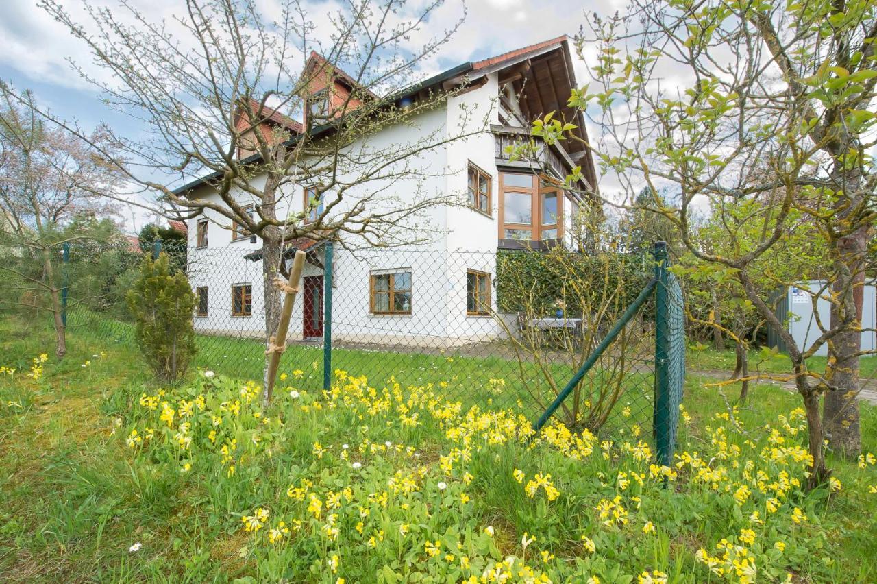 Апартаменти Iris-Ferien Mit Hund Walsdorf  Екстер'єр фото